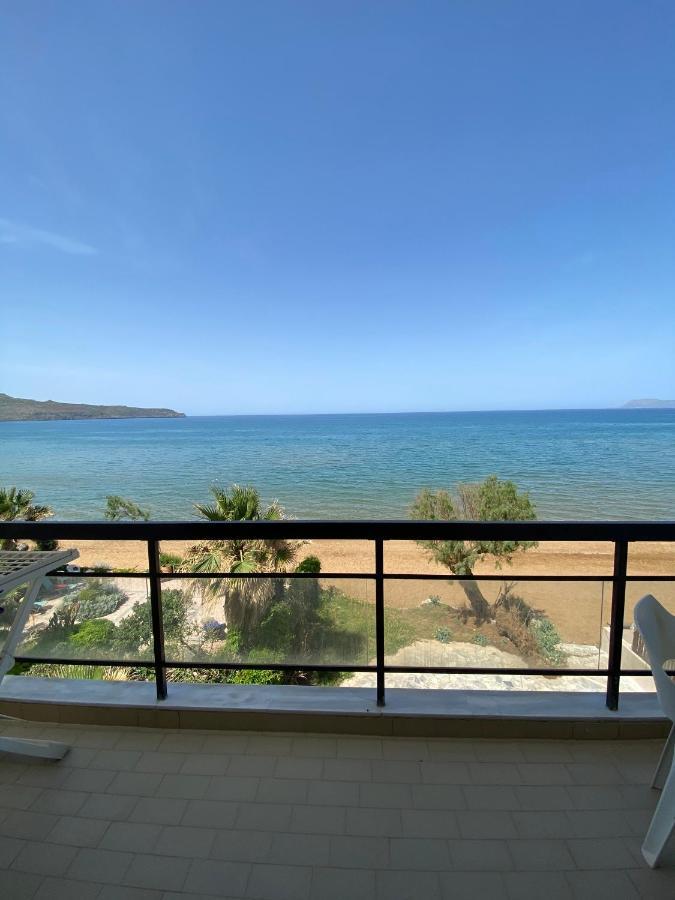 Nefeli Rooms Agia Marina  Bagian luar foto