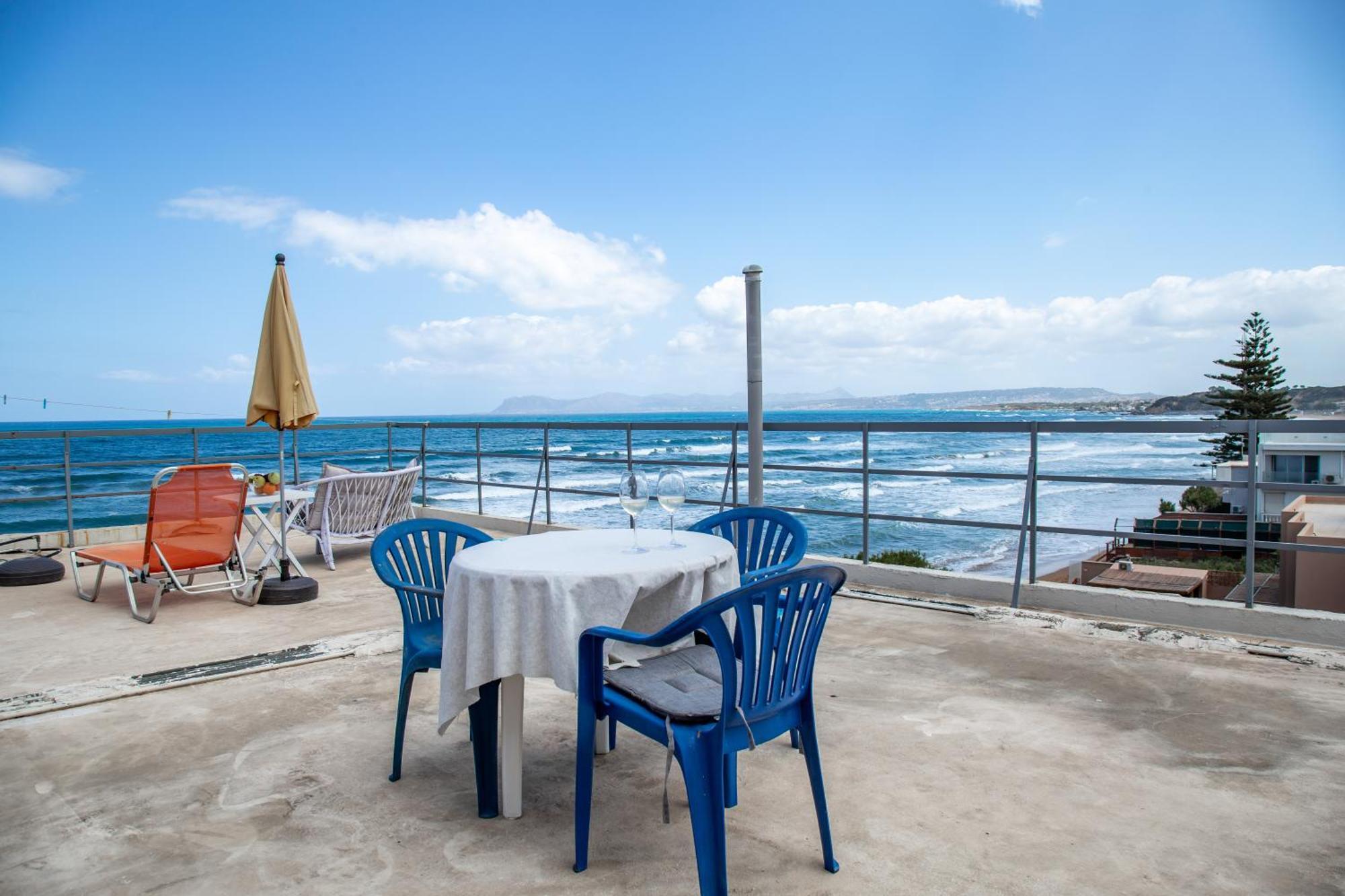 Nefeli Rooms Agia Marina  Bagian luar foto