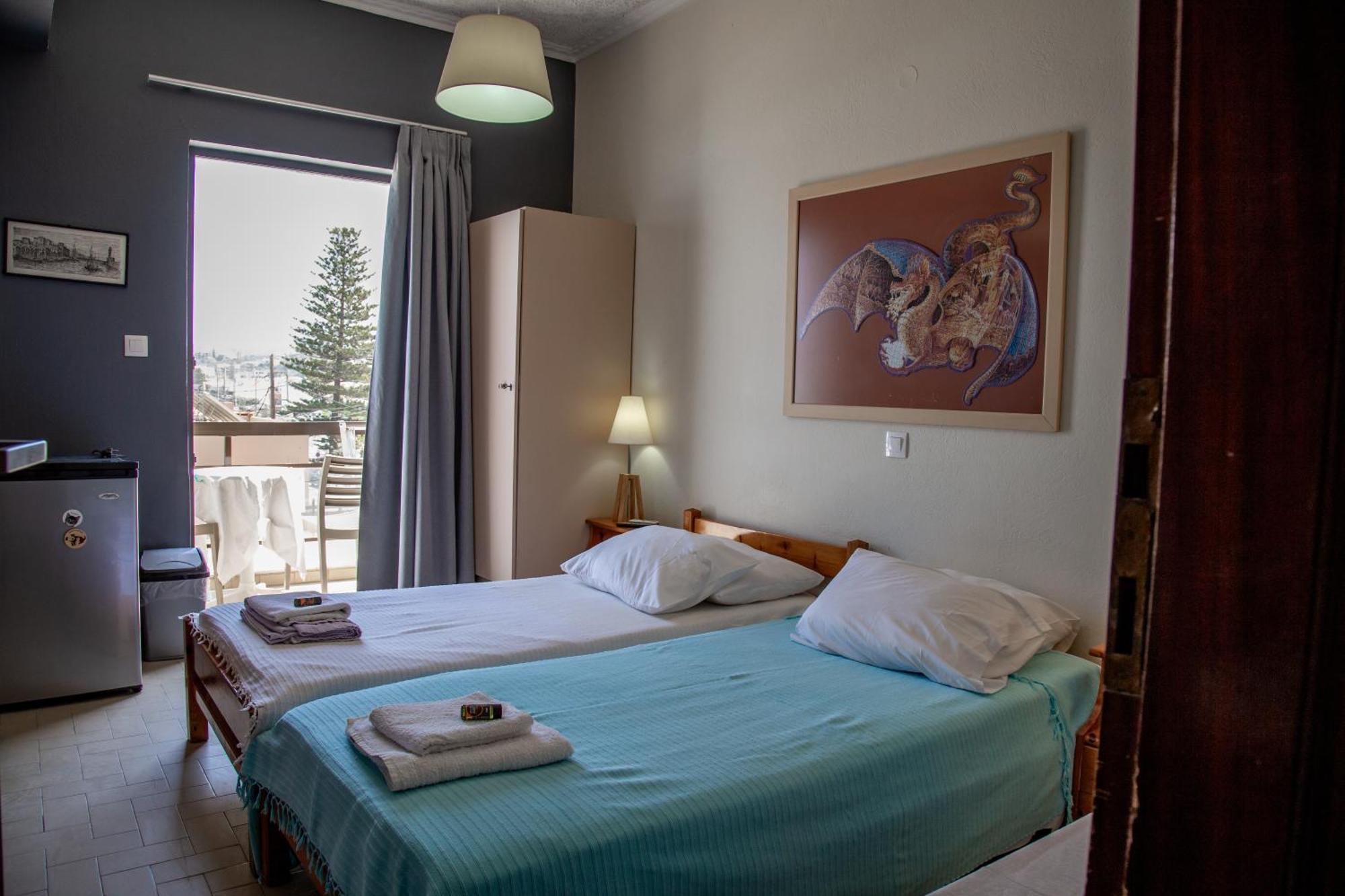 Nefeli Rooms Agia Marina  Bagian luar foto