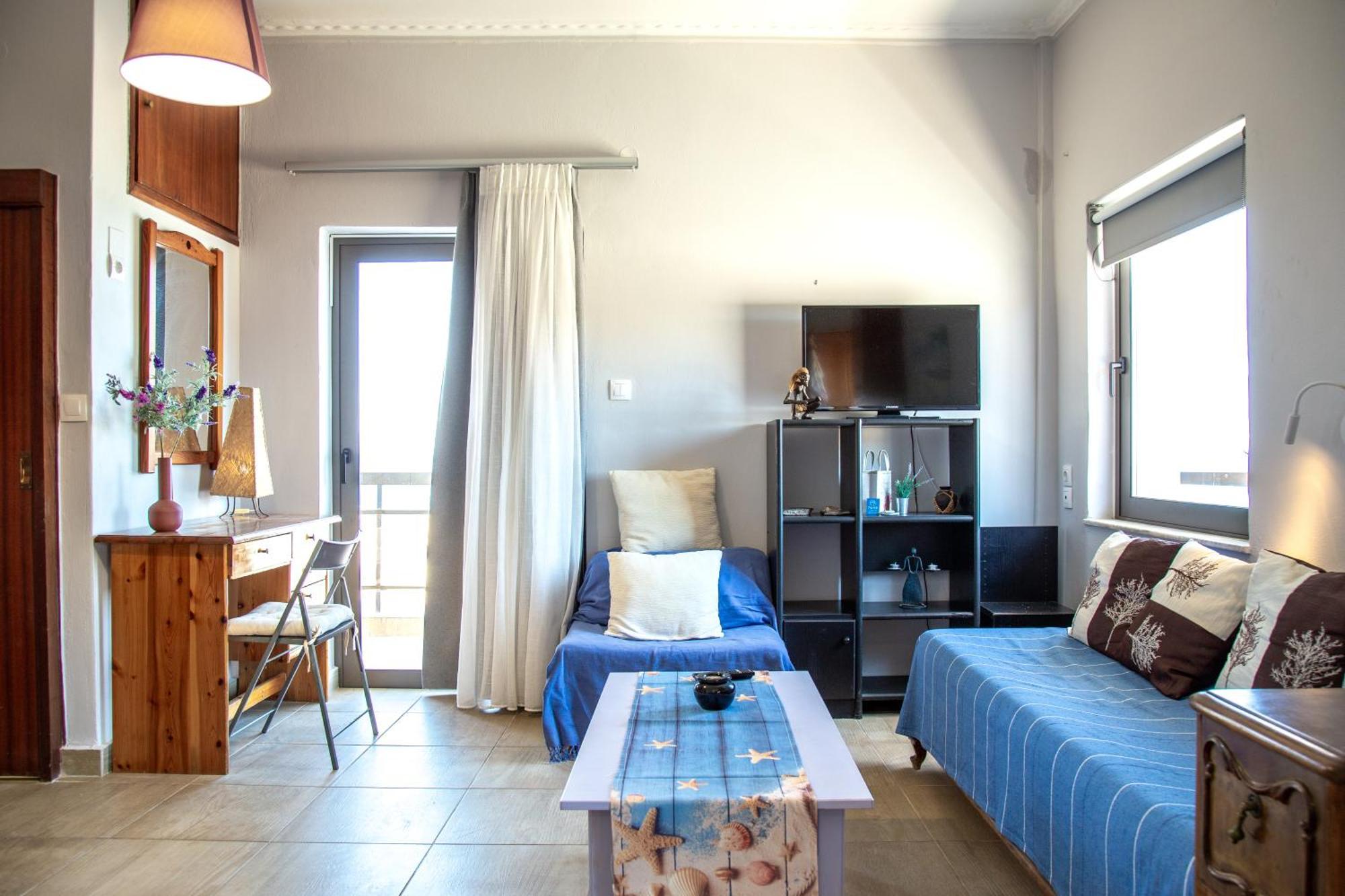 Nefeli Rooms Agia Marina  Bagian luar foto