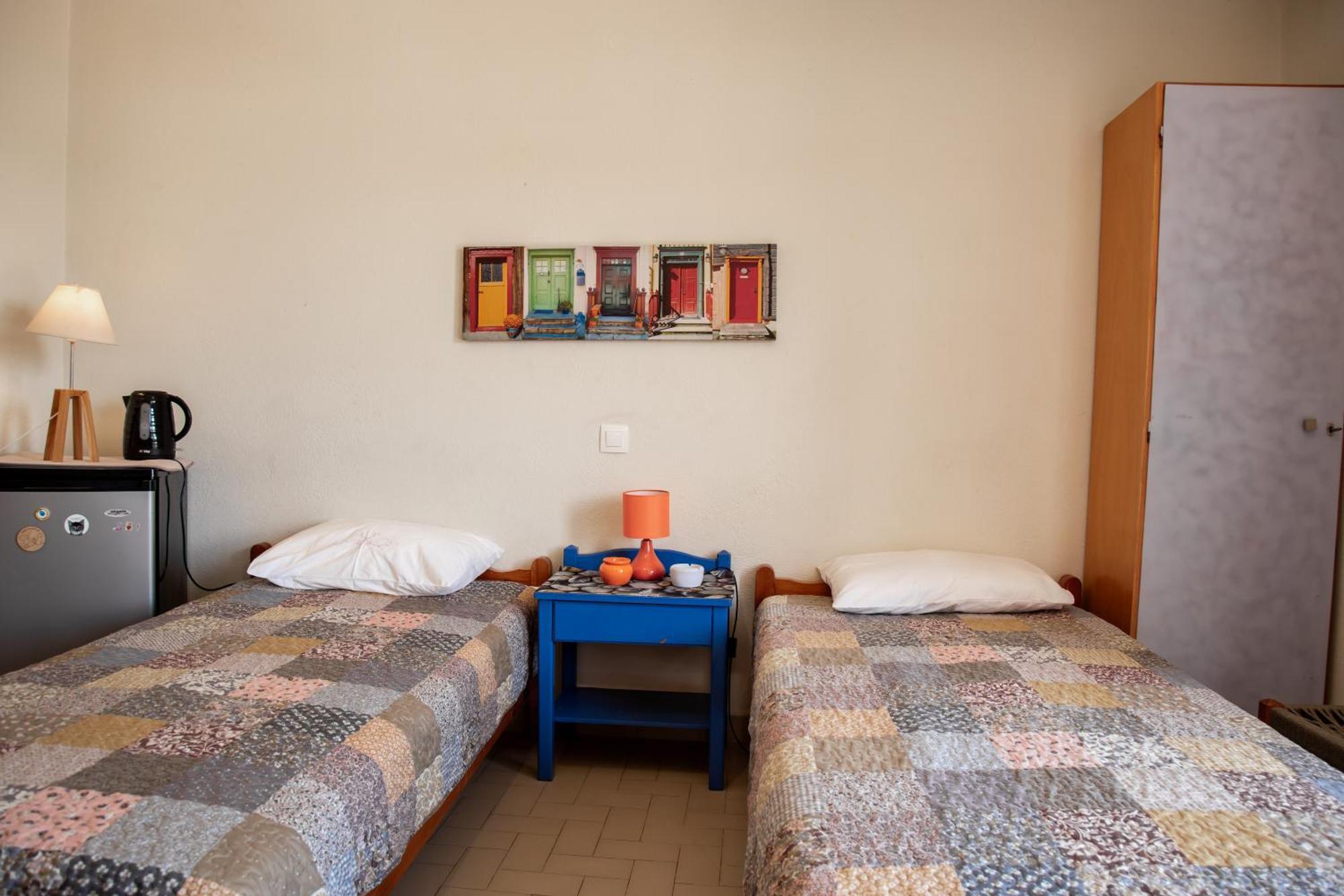 Nefeli Rooms Agia Marina  Bagian luar foto
