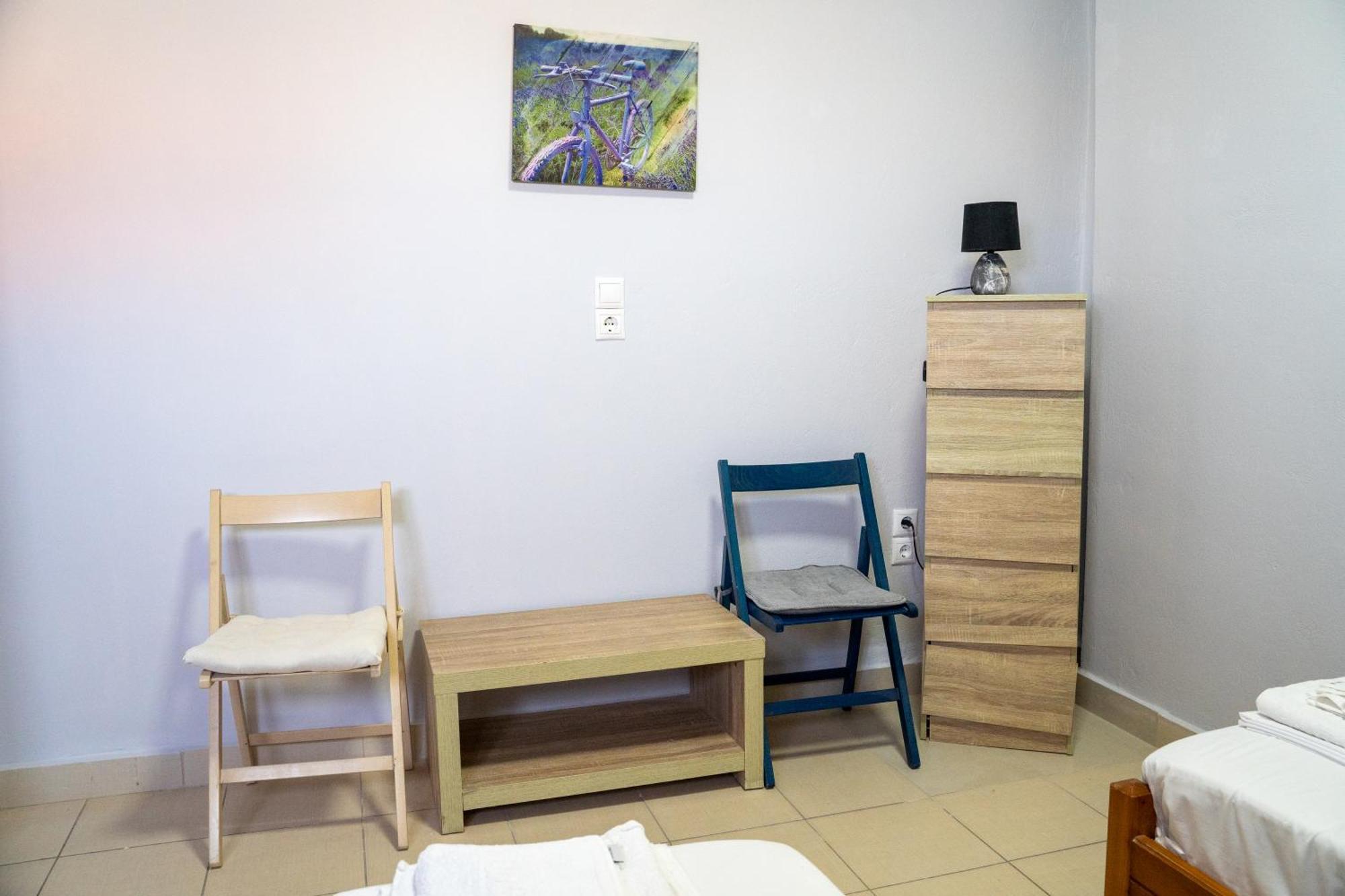 Nefeli Rooms Agia Marina  Bagian luar foto